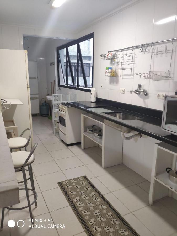 Apartamento Amplo A Menos De 400 Metros Da Praia Localizado Proximo A Praca Da Brunella, Area Nobre Do Guaruja. ภายนอก รูปภาพ